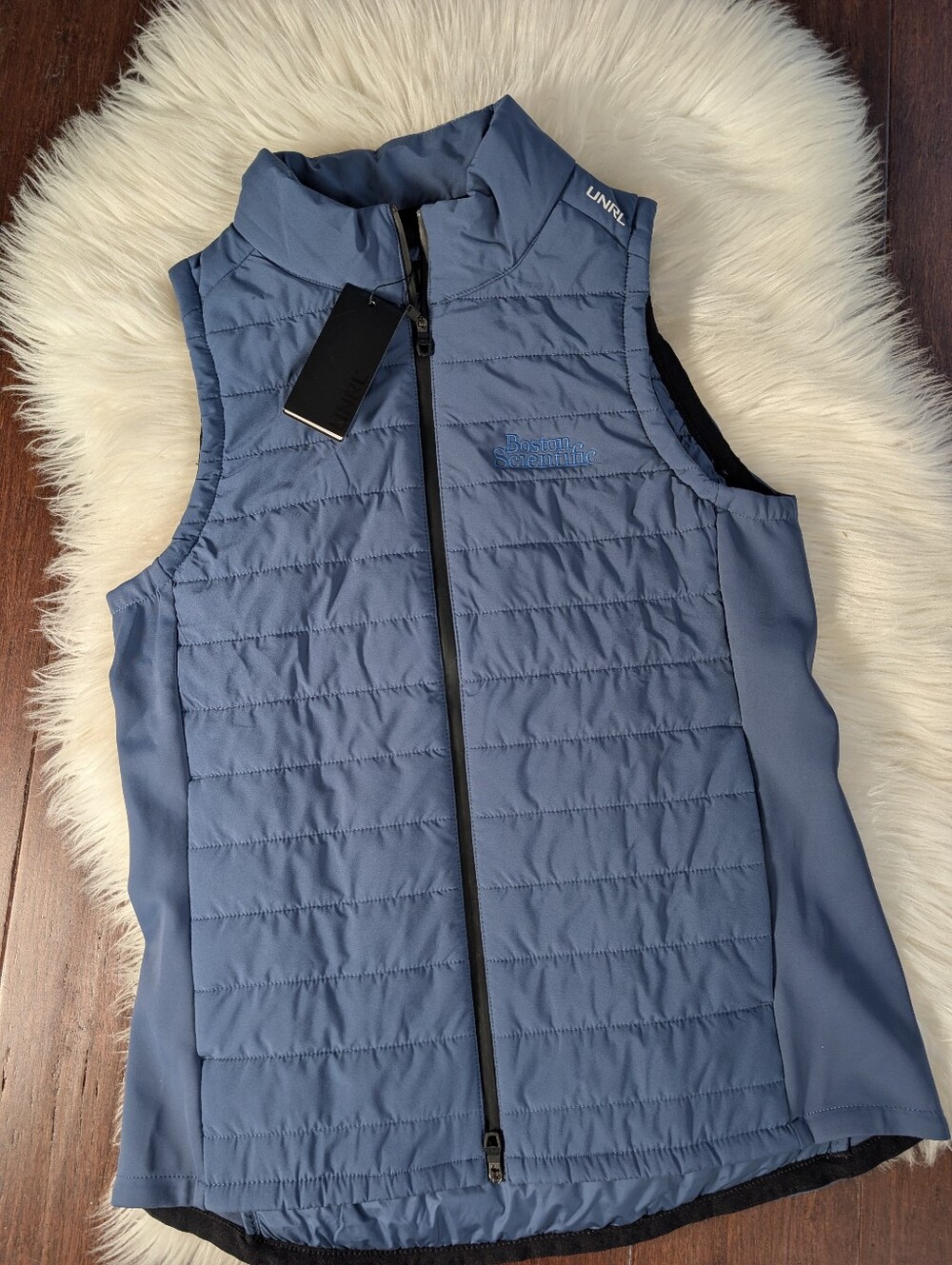 NWT UNRL Women's Vancouver Quilted Vest Harbor Blue Full Zip BRANDED S Small